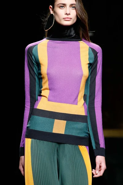 Look 20